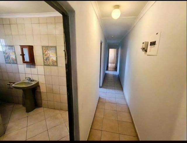 3 BEDROOM PROPERTY TO RENT IN WILD EN WEIDE